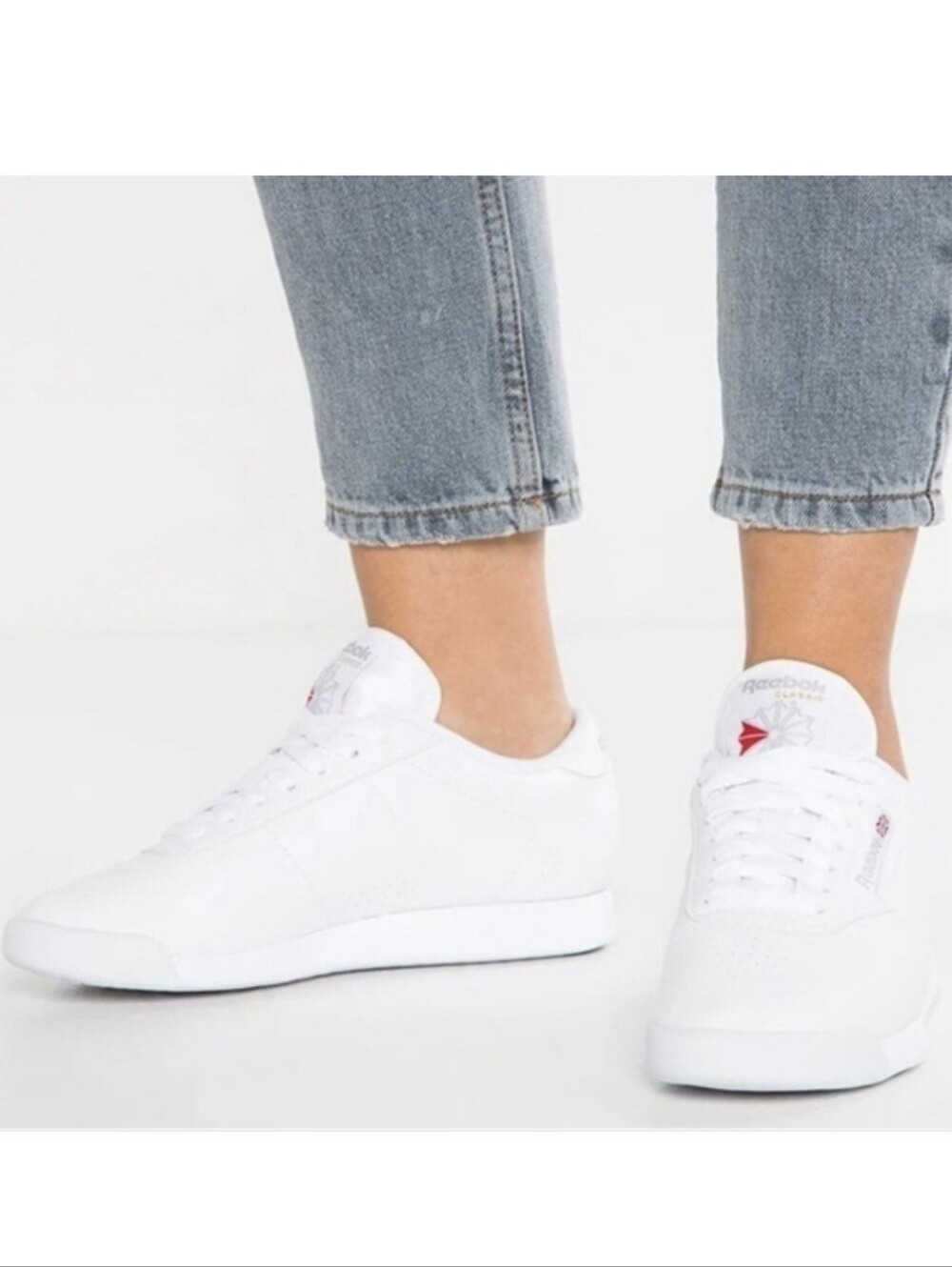 Reebok Women's 10 White Princess Classic Sneakers Shoes Lace Up Casual NEW